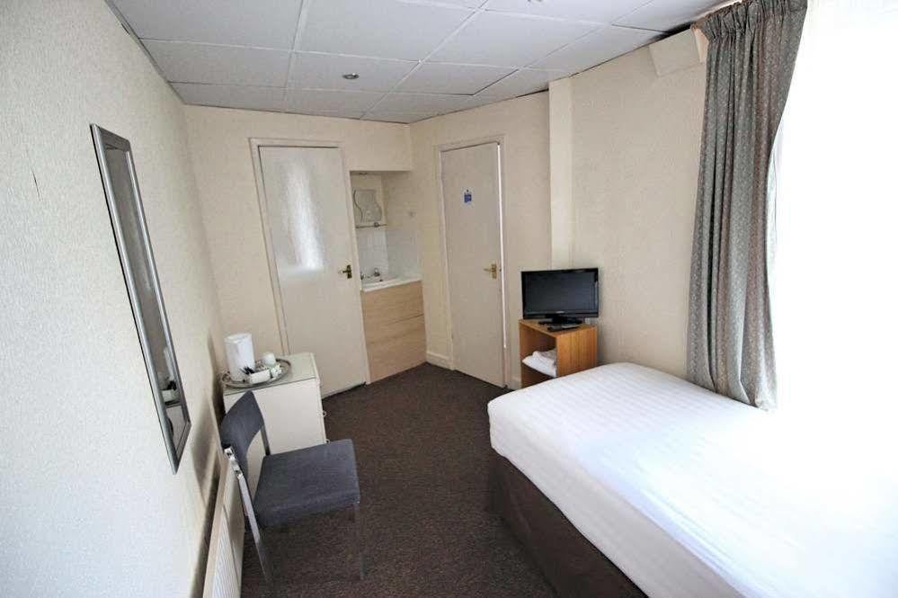 The Colwyn Hotel - Near Pleasure Beach Blackpool Zewnętrze zdjęcie