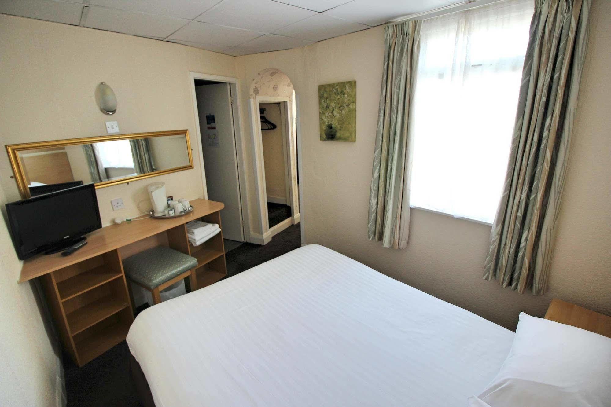 The Colwyn Hotel - Near Pleasure Beach Blackpool Zewnętrze zdjęcie